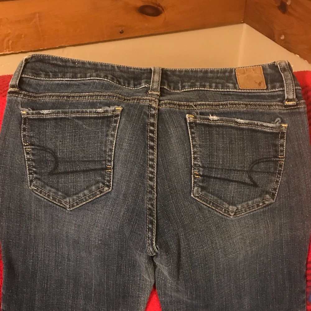 American Eagle jean size 6 short . Straight leg